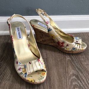Steve Madden Floral Wedges P-Paigge